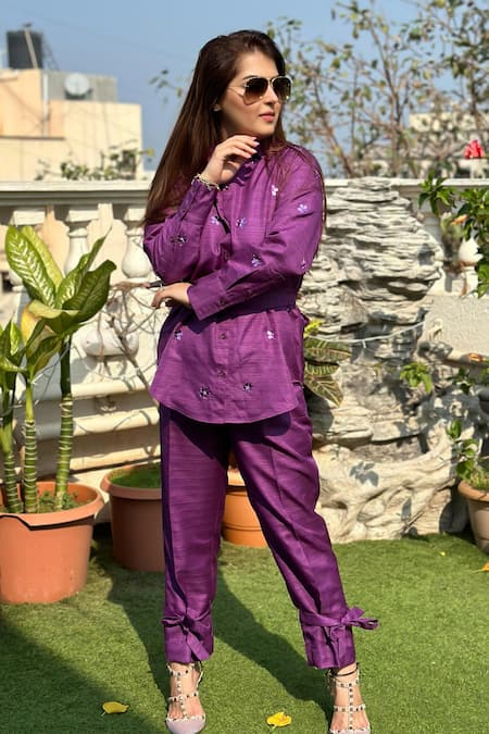 Nitara Dhanraj Label Floral Acrylic Glass Embroidered Shirt With Pant 