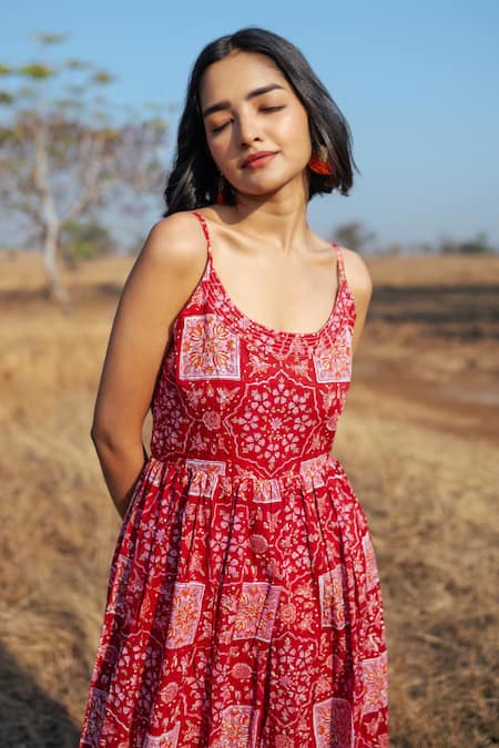 Buy Marche Red Cotton Scoop Neck Bikaner Hand Block Print Dress Online at Aza Fashions Buy_Marche_Red Cotton Scoop Neck Bikaner Hand Block Print Dress_Online_at_Aza_Fashions