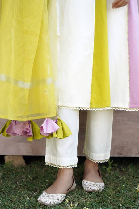 Shop Nero India White Cotton Gota Patti V-neck Panelled Anarkali And Pant Set Online at Aza Fashions Shop_Nero India_White Cotton Gota Patti V-neck Panelled Anarkali And Pant Set _Online_at_Aza_Fashions