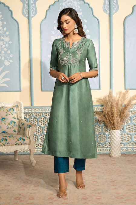 Buy_Two Sisters By Gyans X AZA_Green Satin, Organza Embroidery, Zari Split V-neck Zardozi Kurta Set _Online_at_Aza_Fashions