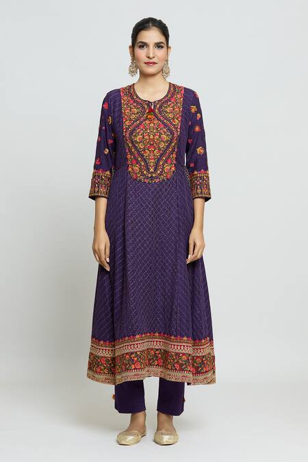 Shraddha Rambhia_Purple Silk Embroidery Round Neck Kashmiri Thread Kurta And Pant Set_at_Aza_Fashions