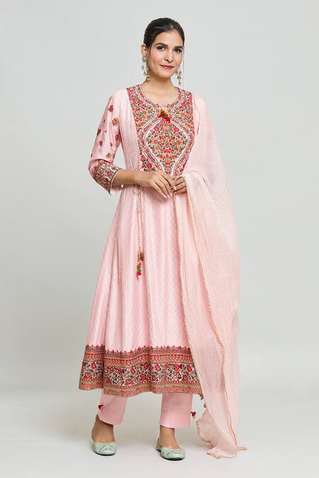 Shraddha Rambhia_Pink Silk Embroidery Round Neck Kashmiri Thread Work Kurta And Pant Set_at_Aza_Fashions