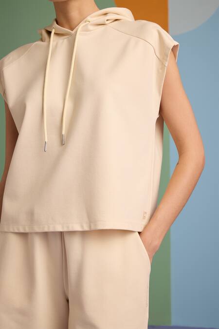 Buy Muvazo Beige Cotton, Polyester Halter Neck Oh So Cool Hoodie With Shorts Online at Aza Fashions Buy_Muvazo_Beige Cotton, Polyester Halter Neck Oh So Cool Hoodie With Shorts _Online_at_Aza_Fashions