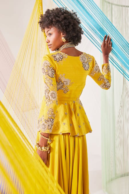 Buy_Anu Pellakuru_Yellow Silk, Modal Zari, Pearls V-neck Hand Embroidered Jacket And Palazzo Set 