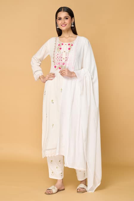 Samyukta Singhania Resham Embroidered Kurta With Pant 