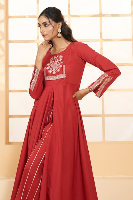 Buy Samyukta Singhania Red Cotton, Chiffon Embroidery Round Asymmetric Placement Anarkali Pant Set Online at Aza Fashions Buy_Samyukta Singhania_Red Cotton, Chiffon Embroidery Round Asymmetric Placement Anarkali Pant Set _Online_at_Aza_Fashions