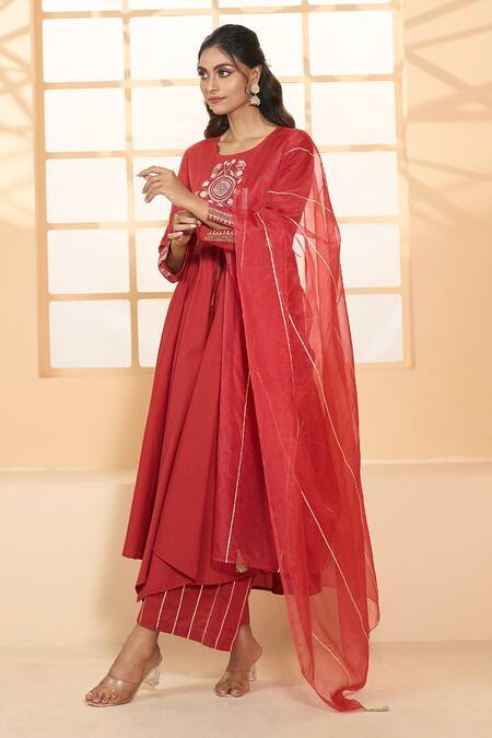 Shop Samyukta Singhania Red Cotton, Chiffon Embroidery Round Asymmetric Placement Anarkali Pant Set Shop_Samyukta Singhania_Red Cotton, Chiffon Embroidery Round Asymmetric Placement Anarkali Pant Set