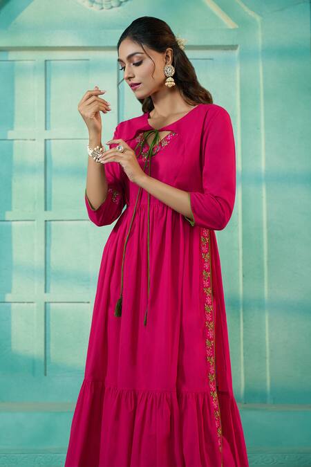 Naintara Bajaj Pink Cotton, Chiffon Embroidery Collared Solid Gathered Kurta Pant Set Online at Aza Fashions Naintara Bajaj_Pink Cotton, Chiffon Embroidery Collared Solid Gathered Kurta Pant Set _Online_at_Aza_Fashions