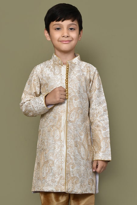 Petite Pomme_Cream Silk Embroidery Paisley Thread Kurta _Online_at_Aza_Fashions