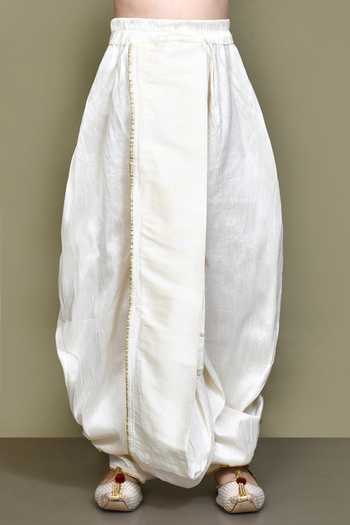 Buy_Petite Pomme_Cream Silk Geometric Pattern Kurta Set 