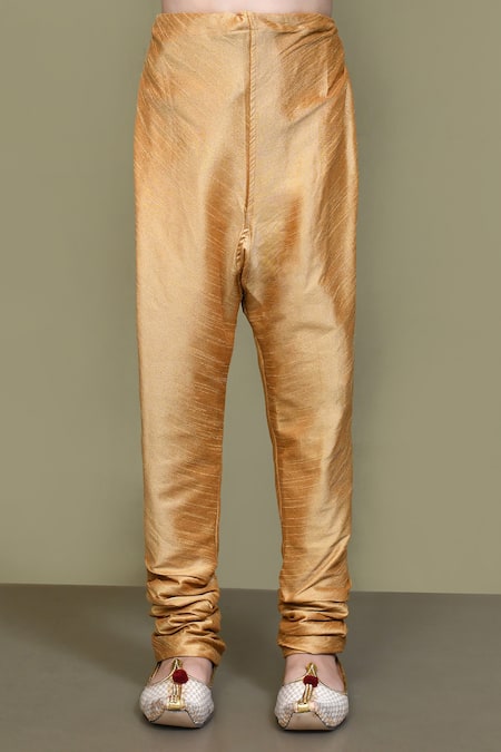 Petite Pomme_White Silk Embroidery Paisley Pattern Kurta Set _Online_at_Aza_Fashions