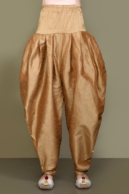 Buy_Petite Pomme_White Silk Embroidery Threadwork Kurta And Patiala Pant Set 