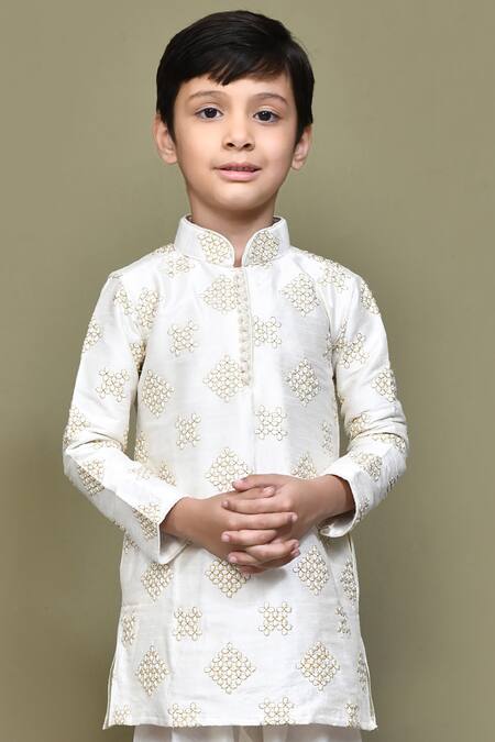 Buy_Petite Pomme_White Silk Embroidery Gota Kurta _Online_at_Aza_Fashions