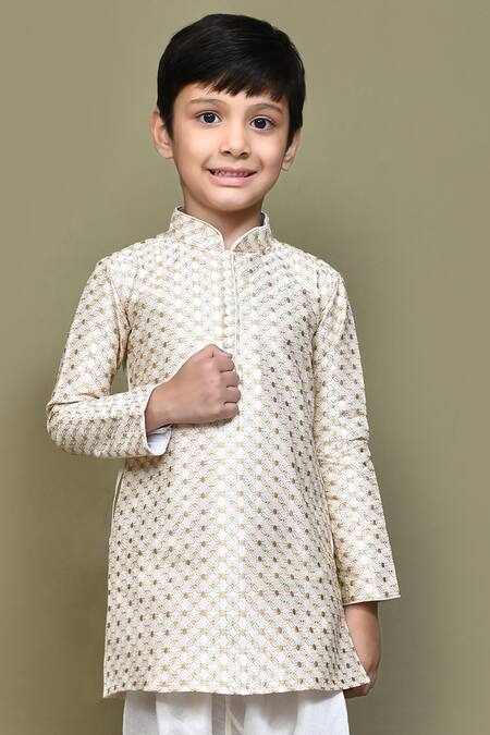 Buy Petite Pomme Cream Silk Gota Patti, Embroidery Checkered Kurta Online at Aza Fashions Buy_Petite Pomme_Cream Silk Gota Patti, Embroidery Checkered Kurta _Online_at_Aza_Fashions