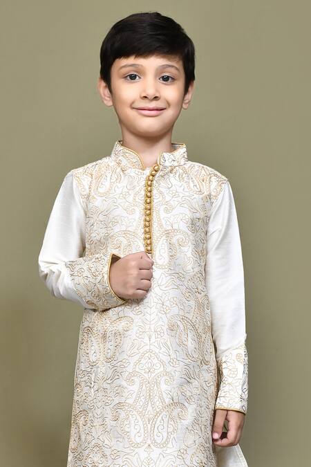 Buy Petite Pomme Cream Silk Embroidery Paisley Kurta Online at Aza Fashions Buy_Petite Pomme_Cream Silk Embroidery Paisley Kurta _Online_at_Aza_Fashions