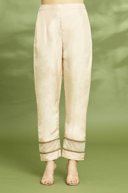 Shop Enamour By Radha Ivory Organza, Silk Sequins, Zari V-neck Embroidered Tunic Pant Set Online at Aza Fashions Shop_Enamour By Radha_Ivory Organza, Silk Sequins, Zari V-neck Embroidered Tunic Pant Set _Online_at_Aza_Fashions