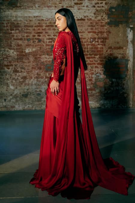 Shop Asaga Red Satin, Organza, Tulle Cut Work, Drupe Border Embroidered Saree With Blouse at Aza Fashions Shop_Asaga_Red Satin, Organza, Tulle Cut Work, Drupe Border Embroidered Saree With Blouse _at_Aza_Fashions