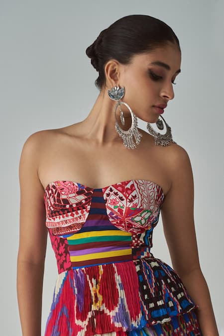 Saaksha & Kinni Red Chiffon, Satin Sweetheart Neck Helena Abstract Print Dress Online at Aza Fashions Saaksha & Kinni_Red Chiffon, Satin Sweetheart Neck Helena Abstract Print Dress _Online_at_Aza_Fashions