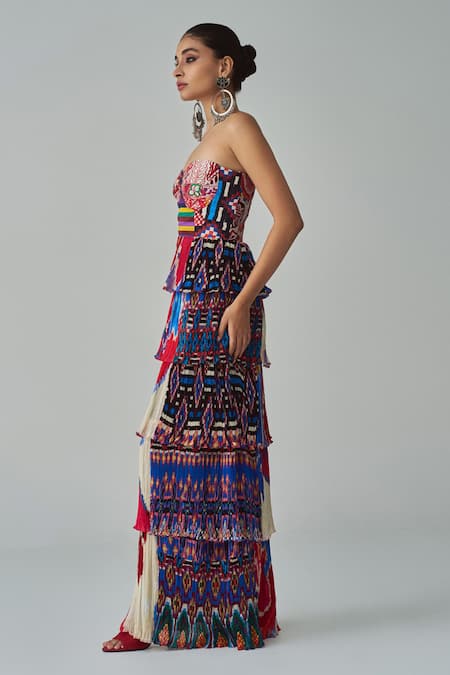 Buy Saaksha & Kinni Red Chiffon, Satin Sweetheart Neck Helena Abstract Print Dress Online at Aza Fashions Buy_Saaksha & Kinni_Red Chiffon, Satin Sweetheart Neck Helena Abstract Print Dress _Online_at_Aza_Fashions