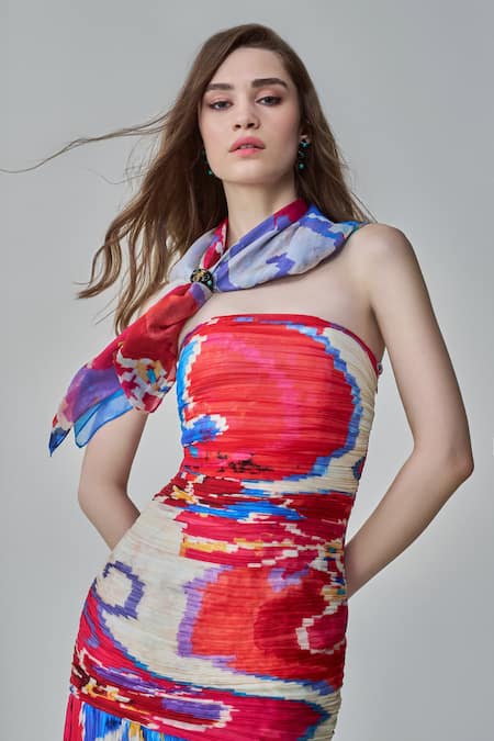 Saaksha & Kinni Pink Chiffon, Hemp Bandeau Neck Jennifer Ikat Print Maxi Dress Online at Aza Fashions Saaksha & Kinni_Pink Chiffon, Hemp Bandeau Neck Jennifer Ikat Print Maxi Dress _Online_at_Aza_Fashions