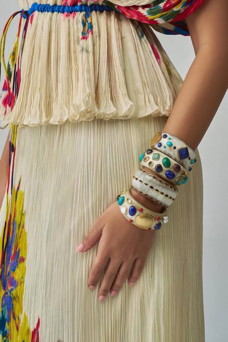 Buy Saaksha & Kinni Ivory Chiffon Monica Floral Print Long Skirt Online at Aza Fashions Buy_Saaksha & Kinni_Ivory Chiffon Monica Floral Print Long Skirt _Online_at_Aza_Fashions