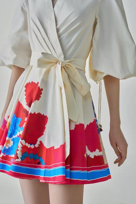 Saaksha & Kinni Ivory Poplin Collared Faye Ikat Print Short Dress With Belt Online at Aza Fashions Saaksha & Kinni_Ivory Poplin Collared Faye Ikat Print Short Dress With Belt_Online_at_Aza_Fashions