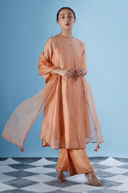 Chokhi Chorri Arina Floret Embroidered Kurta Set 