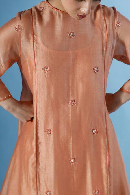 Chokhi Chorri_Orange Organza, Chanderi, Silk Piping, Embroidery Round Arina Floret Kurta Set _Online_at_Aza_Fashions