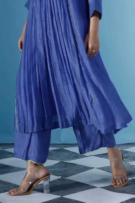 Buy_Chokhi Chorri_Blue Cotton Embroidery Round Neck Thea Bloom Magic Yoke Anarkali Set _Online_at_Aza_Fashions