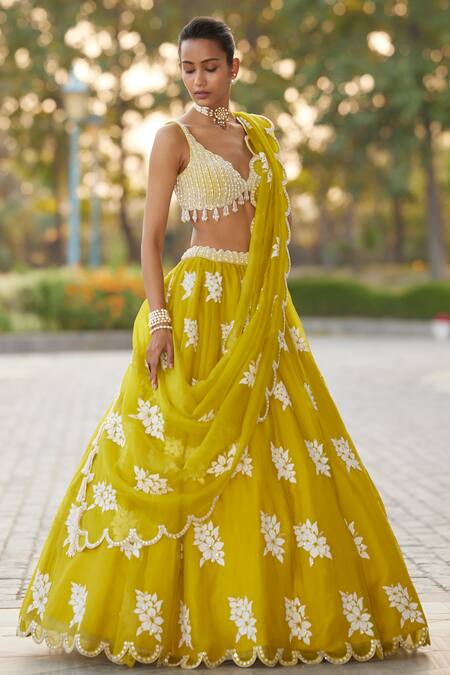 Buy_Vvani By Vani Vats_Green Georgette, Organza Pearls, Hand Embroidered Scallop Hem Lehenga Set _Online_at_Aza_Fashions