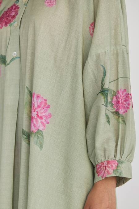 Juanita By Shubhda_Green Cotton Embroidery Round Neck Dahlia Bloom Print Tunic With Pant_Online_at_Aza_Fashions