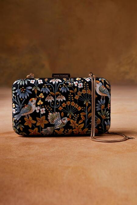 Buy Anita Dongre Black Zari Thread Pichhwai Floral Hand Painted Clutch at Aza Fashions Buy_Anita Dongre_Black Zari Thread Pichhwai Floral Hand Painted Clutch_at_Aza_Fashions