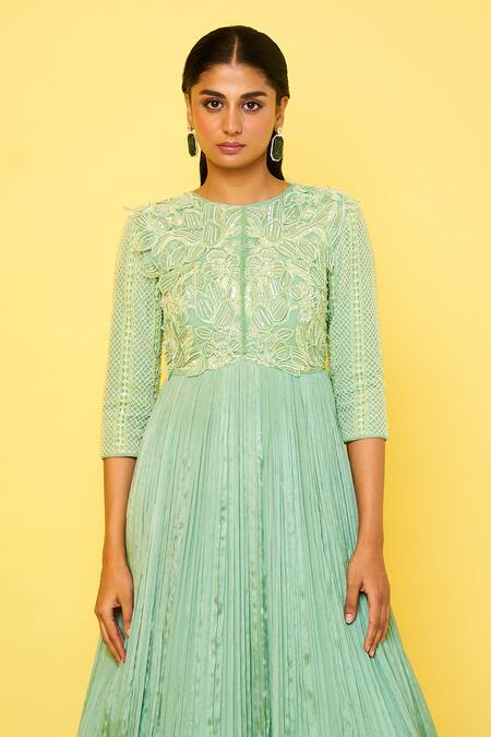 Issa Studio By Chetana & Swathi Green Net, Chiffon Sequins, Beads Round Neck Camilla 3d Lily Fleur Pleated Gown Online at Aza Fashions Issa Studio By Chetana & Swathi_Green Net, Chiffon Sequins, Beads Round Neck Camilla 3d Lily Fleur Pleated Gown _Online_at_Aza_Fashions