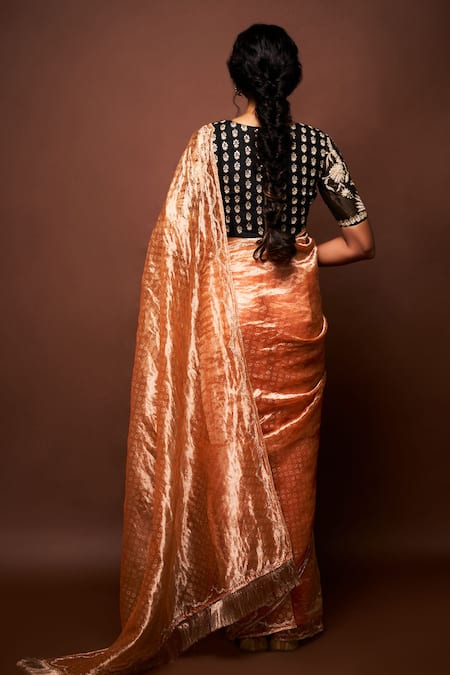 Shop Issa Studio By Chetana & Swathi Orange Tissue, Silk Embroidery V-neck Ishara Floweret Motif Saree Set at Aza Fashions Shop_Issa Studio By Chetana & Swathi_Orange Tissue, Silk Embroidery V-neck Ishara Floweret Motif Saree Set _at_Aza_Fashions