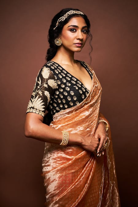 Buy Issa Studio By Chetana & Swathi Orange Tissue, Silk Embroidery V-neck Ishara Floweret Motif Saree Set Online at Aza Fashions Buy_Issa Studio By Chetana & Swathi_Orange Tissue, Silk Embroidery V-neck Ishara Floweret Motif Saree Set _Online_at_Aza_Fashions