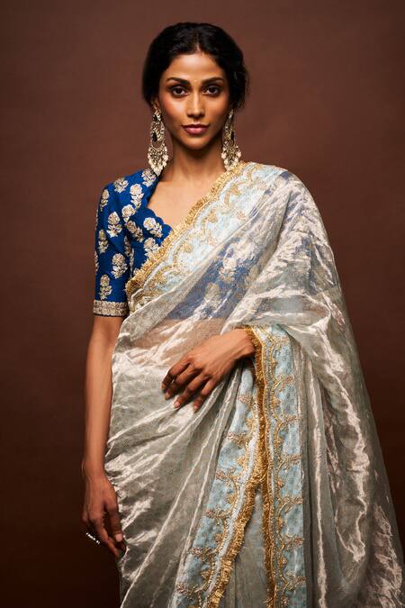 Shop Issa Studio By Chetana & Swathi Grey Tissue, Silk, Ramie Tassels, Trishi Scallop Border Saree With Blouse Online at Aza Fashions Shop_Issa Studio By Chetana & Swathi_Grey Tissue, Silk, Ramie Tassels, Trishi Scallop Border Saree With Blouse _Online_at_Aza_Fashions