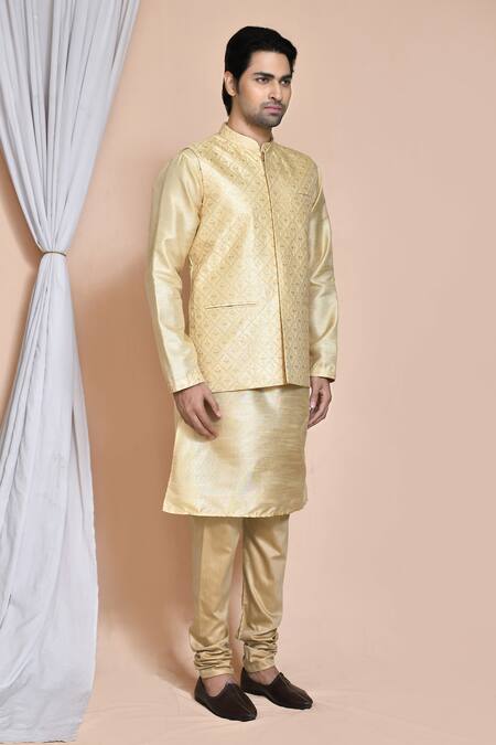 Arihant Rai Sinha_Beige Silk Embroidery, Sequins Bullian Leaf Resham Bundi Set _at_Aza_Fashions