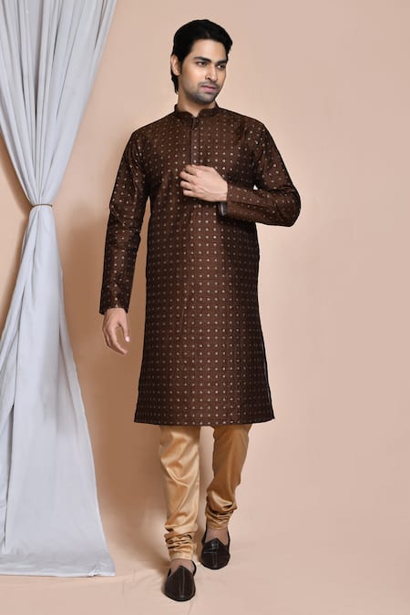 Aryavir Malhotra Thread Work Kurta Set 