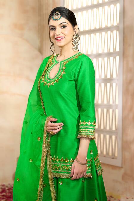 Buy Preeti S Kapoor X AZA Green Silk, Viscose Embroidery, Lace, Gota Patti Keyhole Floral Sharara Set Buy_Preeti S Kapoor X AZA_Green Silk, Viscose Embroidery, Lace, Gota Patti Keyhole Floral Sharara Set