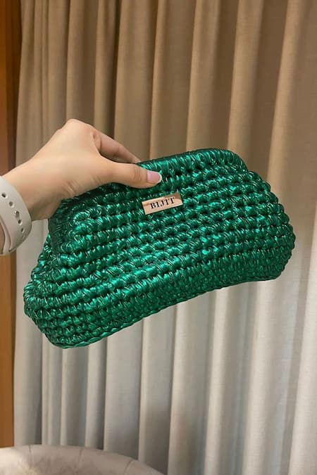 BIJIT Woven Clutch With Sling 