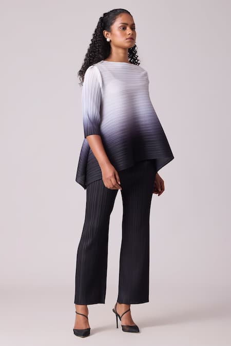 Scarlet Sage Black Polyester Boat Neck Kendra Ombre Printed Tunic And Pant Set Online at Aza Fashions Scarlet Sage_Black Polyester Boat Neck Kendra Ombre Printed Tunic And Pant Set _Online_at_Aza_Fashions