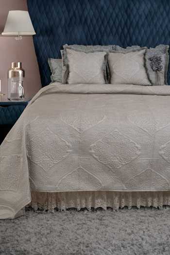 Buy Diva Riche Cream Washable Silk Thread Alroaz Embroidered Bedding Set at Aza Fashions Buy_Diva Riche_Cream Washable Silk Thread Alroaz Embroidered Bedding Set_at_Aza_Fashions