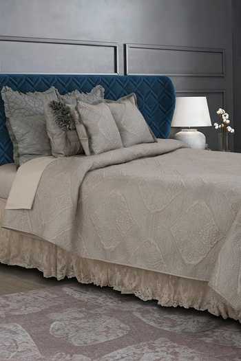 Shop Diva Riche Cream Washable Silk Thread Alroaz Embroidered Bedding Set at Aza Fashions Shop_Diva Riche_Cream Washable Silk Thread Alroaz Embroidered Bedding Set_at_Aza_Fashions