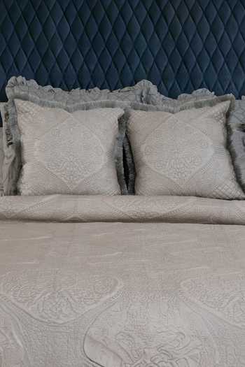 Diva Riche Cream Washable Silk Thread Alroaz Embroidered Bedding Set Online at Aza Fashions Diva Riche_Cream Washable Silk Thread Alroaz Embroidered Bedding Set_Online_at_Aza_Fashions
