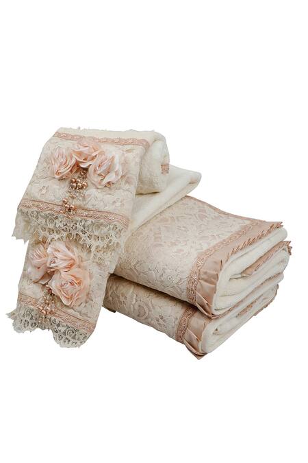 Shop Diva Riche Peach 100% Turkish Cotton Floral Applique, Lace, Roset Embroidered Towel at Aza Fashions Shop_Diva Riche_Peach 100% Turkish Cotton Floral Applique, Lace, Roset Embroidered Towel_at_Aza_Fashions