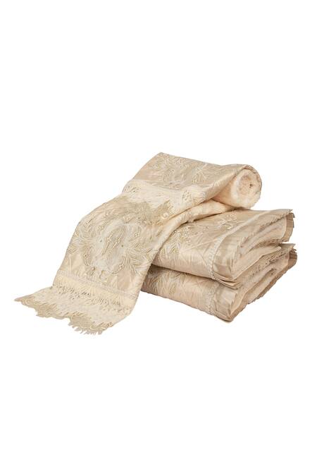 Shop Diva Riche Gold 100% Turkish Cotton Lace, Thread English Wedding Embroidered Towel Set at Aza Fashions Shop_Diva Riche_Gold 100% Turkish Cotton Lace, Thread English Wedding Embroidered Towel Set_at_Aza_Fashions