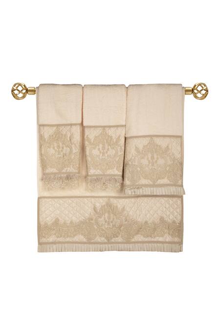 Diva Riche Thread & Lace Embroidered Towel Set 