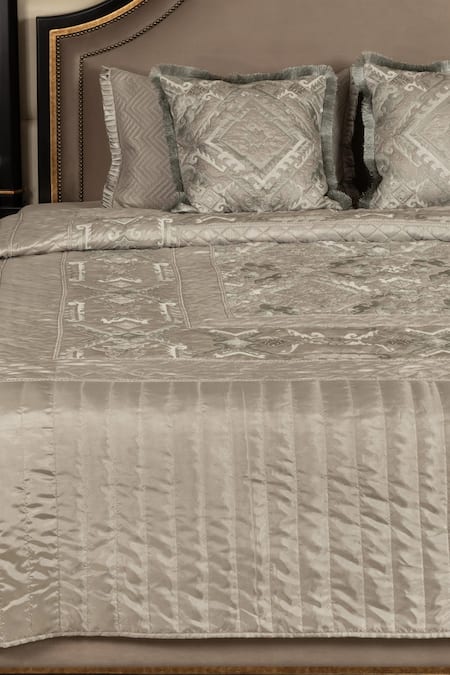 Diva Riche Rosenthaal Geometric Embroidered Bedding Set 