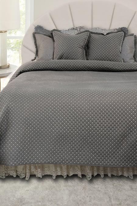 Shop Diva Riche Grey Cotton Lattice Quilted Bedding Set at Aza Fashions Shop_Diva Riche_Grey Cotton Lattice Quilted Bedding Set_at_Aza_Fashions