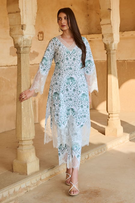 Sage Saga Green Chanderi, Lace Lace, Embroidery V-neck Raasa Kokil Printed Kurta Pant Set Online at Aza Fashions Sage Saga_Green Chanderi, Lace Lace, Embroidery V-neck Raasa Kokil Printed Kurta Pant Set _Online_at_Aza_Fashions